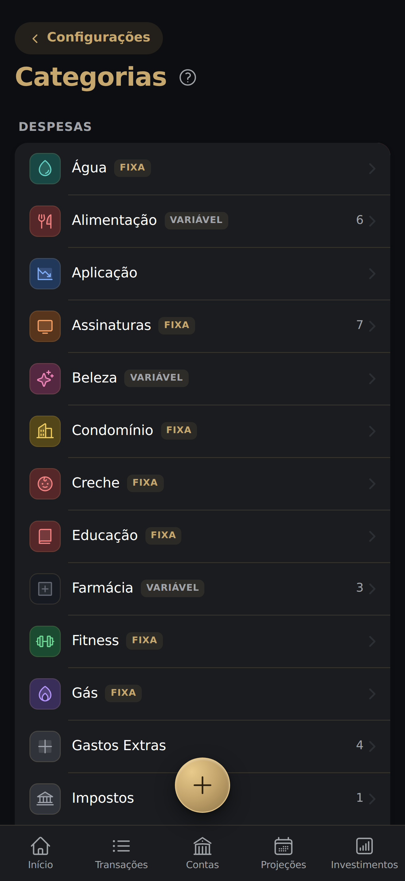 Tela Categorias com lista de DESPESAS (Água, Alimentação, Apps, Assinaturas, Compras Extras, Educação, Farmácia, Gás, Internet, Luz, Mercado, Moradia, Outros), cada uma com badge FIXA ou VARIÁVEL ao lado do nome